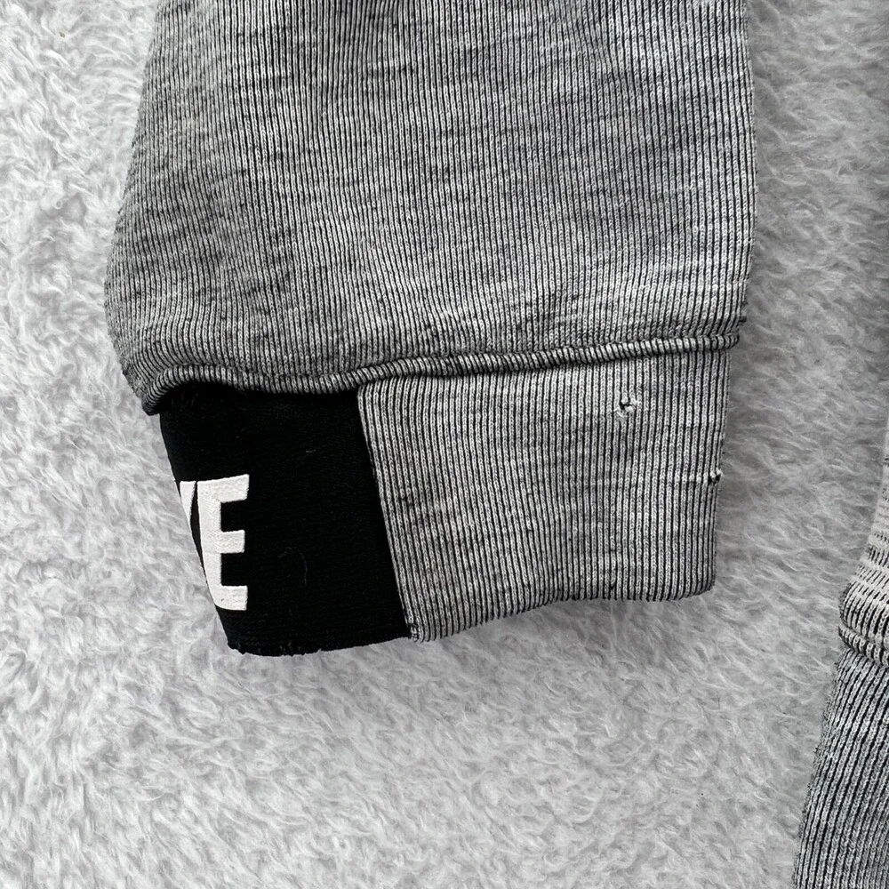 Nike Hoodie Boys XS Gray Full Zip Zip Long Sleeve‎ Jacket Logo Youth Extra Small